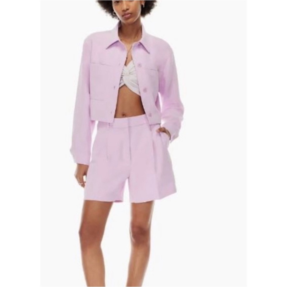 Wilfred Effortless short mid thigh Orchid petal 0 5”